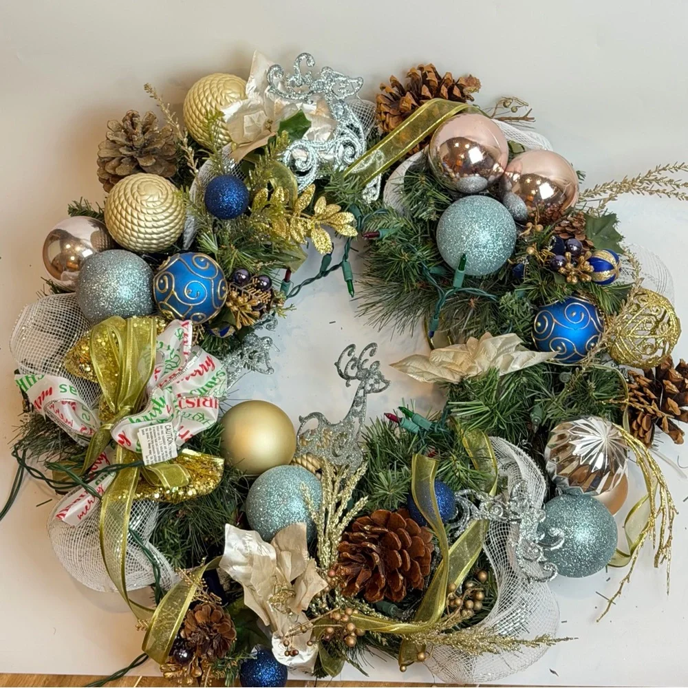 Festive Holiday Wreath with Gold and Silver Accents